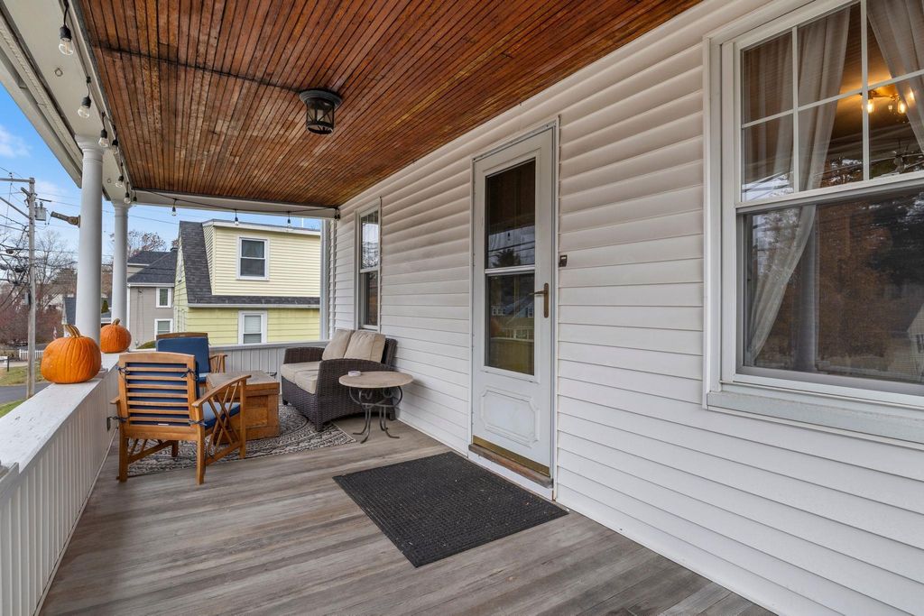 Photo of 24 Atlantic Avenue, Dover, NH 03820 (MLS # 5070621)