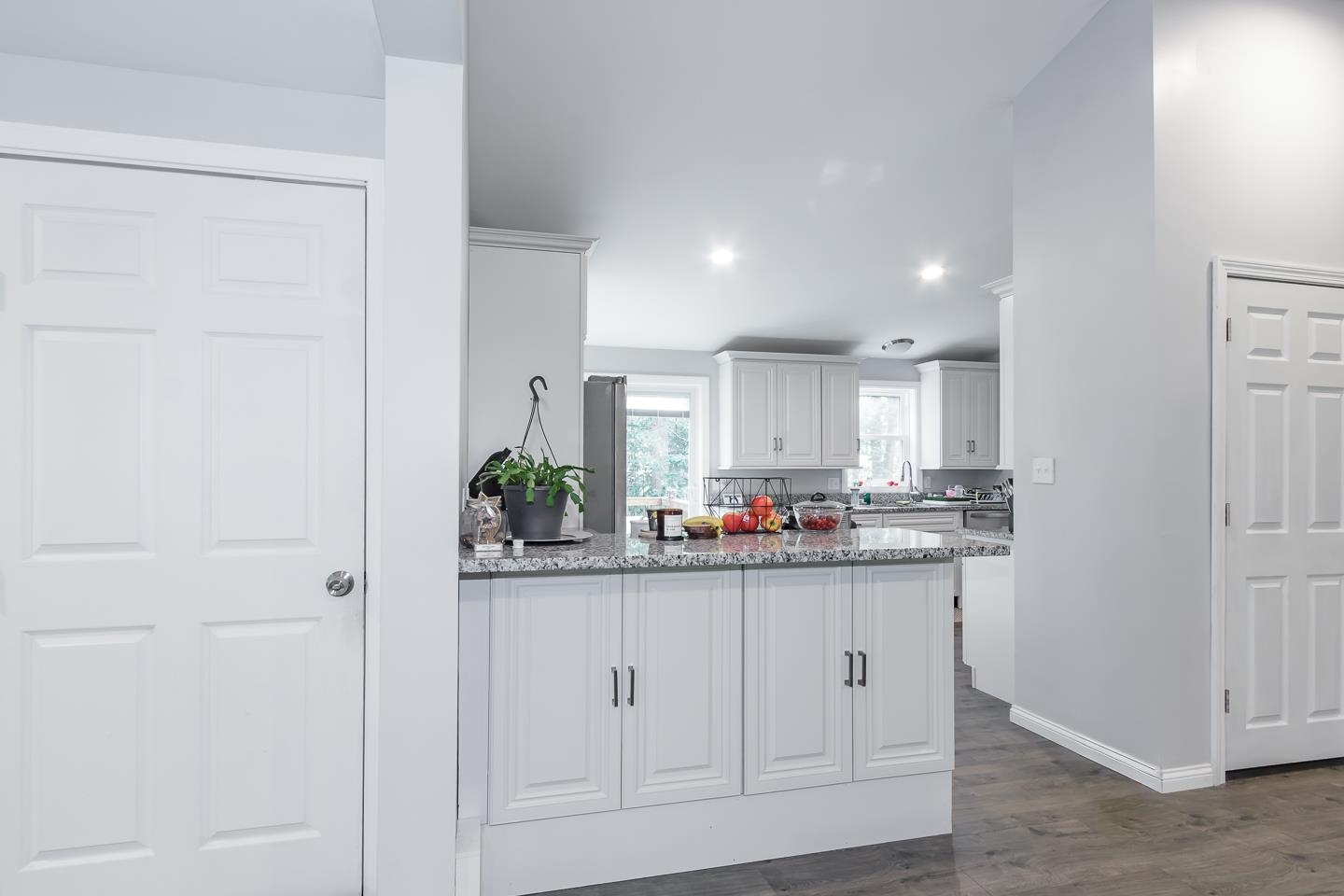 Sandown, New Hampshire 03873, United States, 3 Bedrooms Bedrooms, ,3 BathroomsBathrooms,Residential,Active,237964