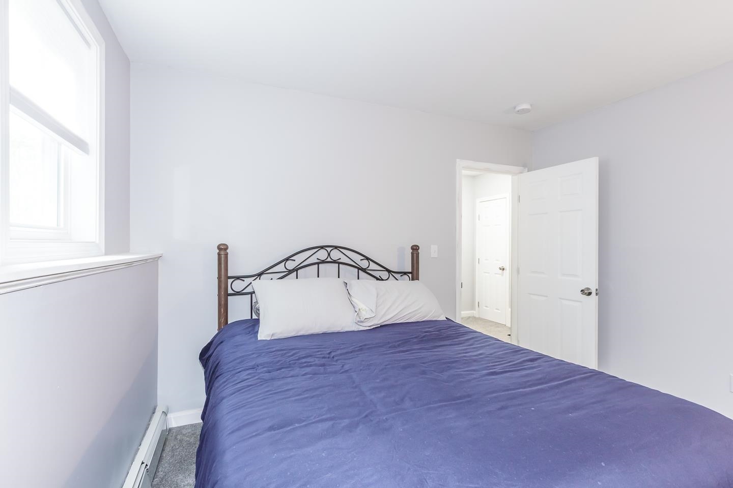 Sandown, New Hampshire 03873, United States, 3 Bedrooms Bedrooms, ,3 BathroomsBathrooms,Residential,Active,237964