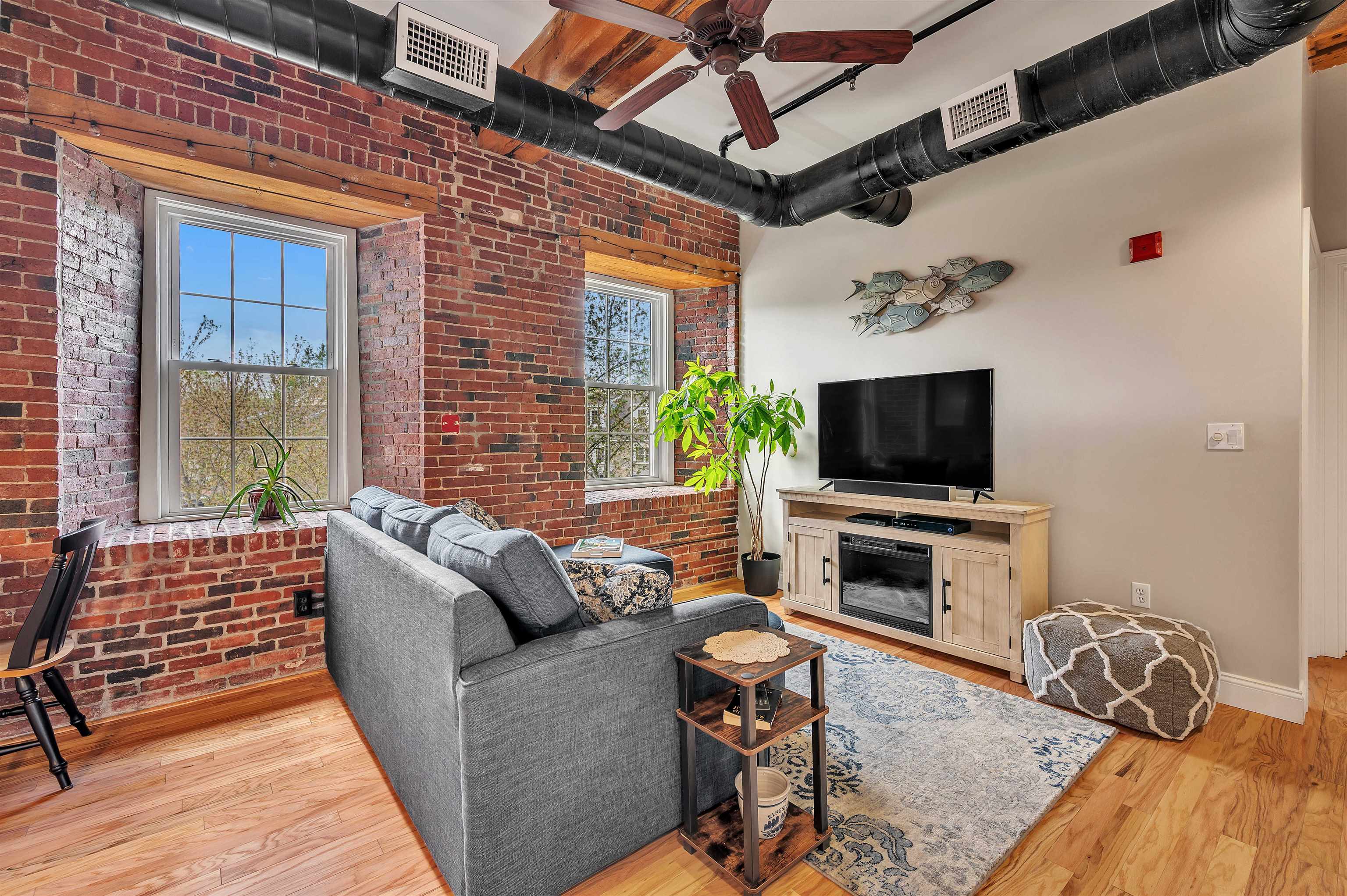 6 Bay Road 12