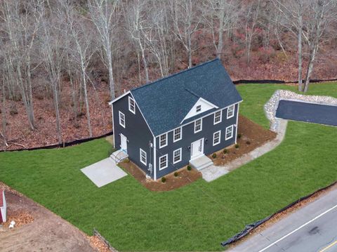 335 Raymond Road Chester NH 03036