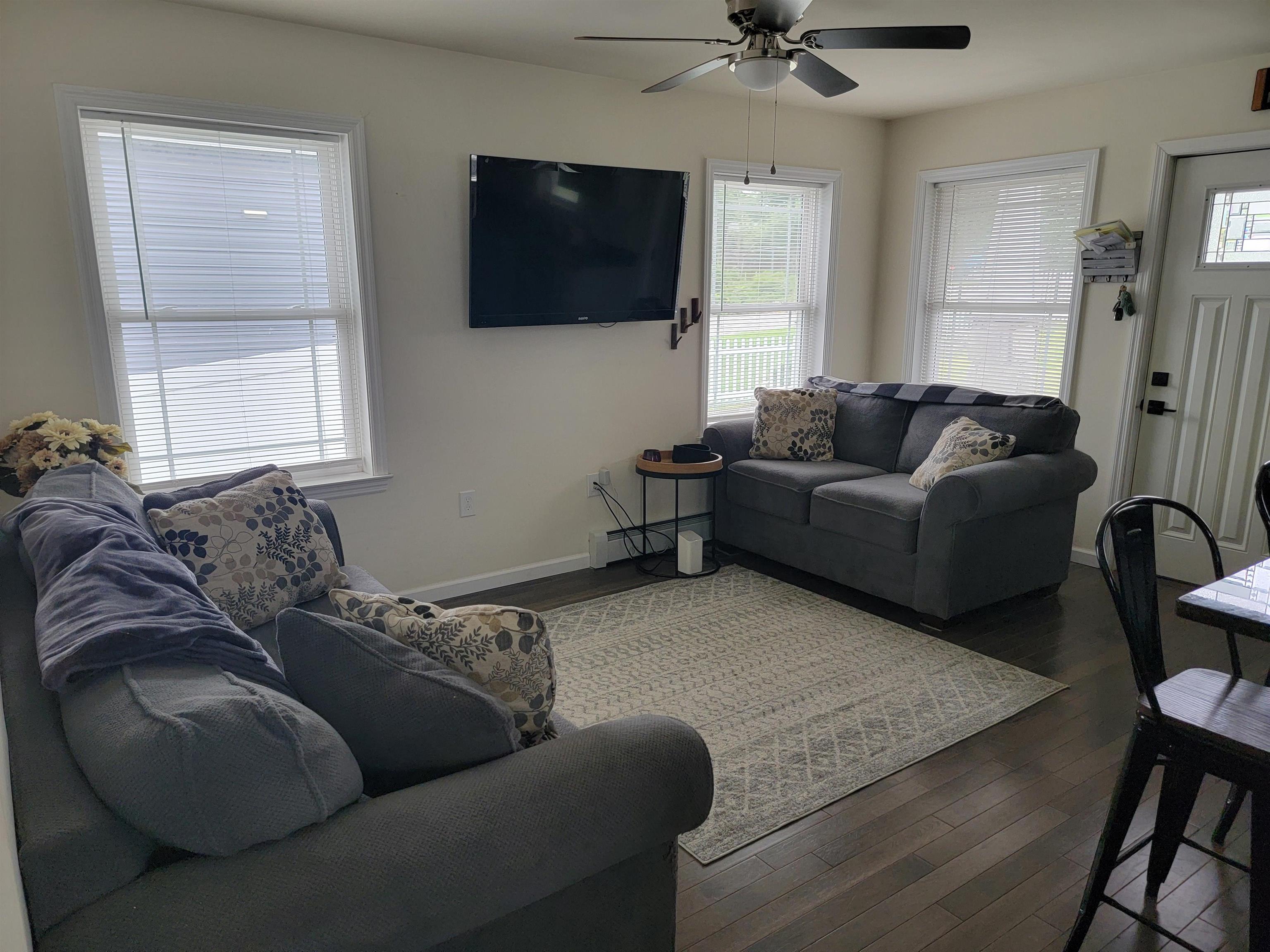 42.5 Hillside Avenue