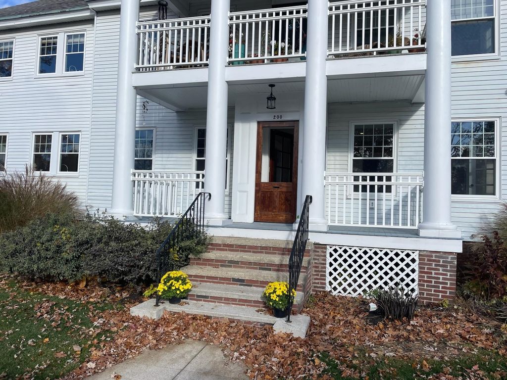 Photo of 200 Prospect Street #1A, Manchester, NH 03104 (MLS # 5073632)