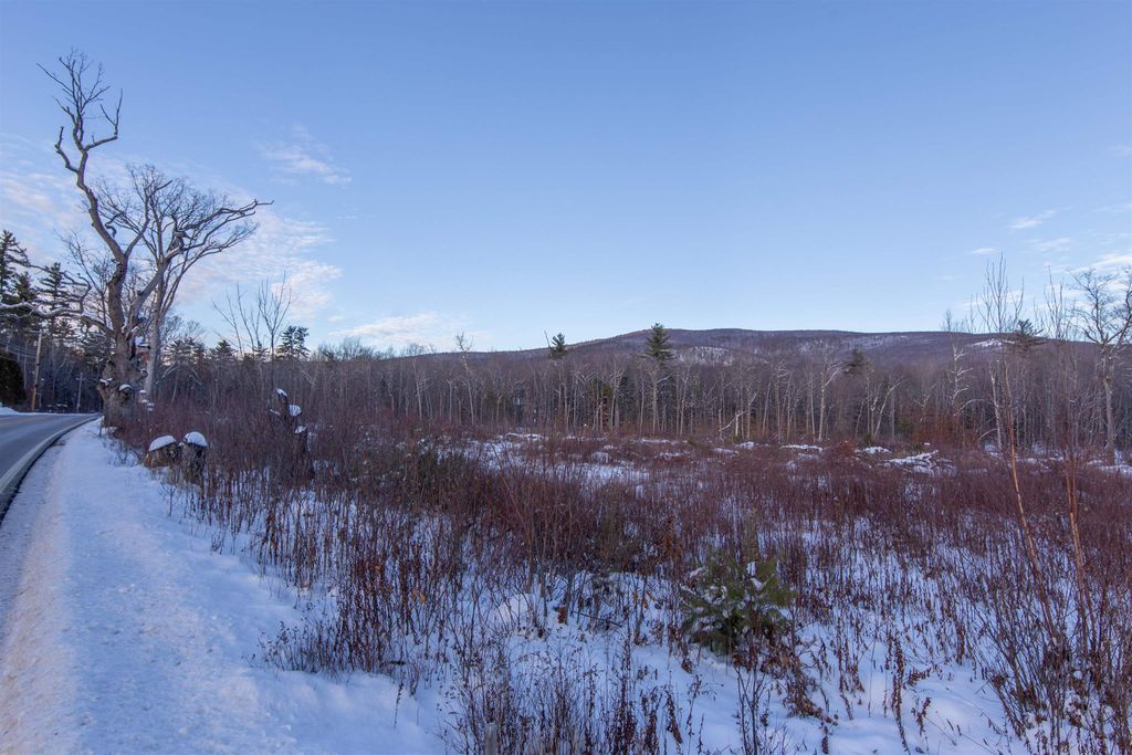 Photo of 525 Governor Wentworth Highway, Moultonborough, NH 03254 (MLS # 5073668)