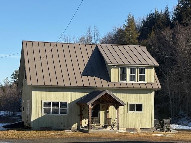 1821 Chateauguay Road