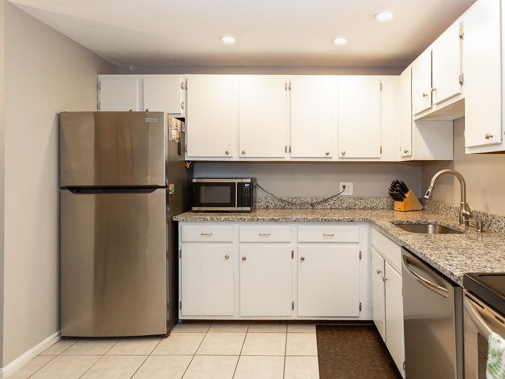 Photo of 1708 White Cedar Boulevard, Portsmouth, NH 03801 (MLS # 5063264)