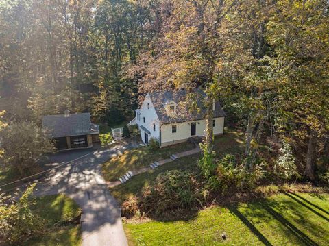 Photo of 11 Nevins Road, Hollis, NH 03049 (MLS # 5065887)