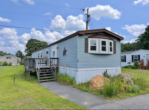 35 Circle Drive Belmont NH 03220