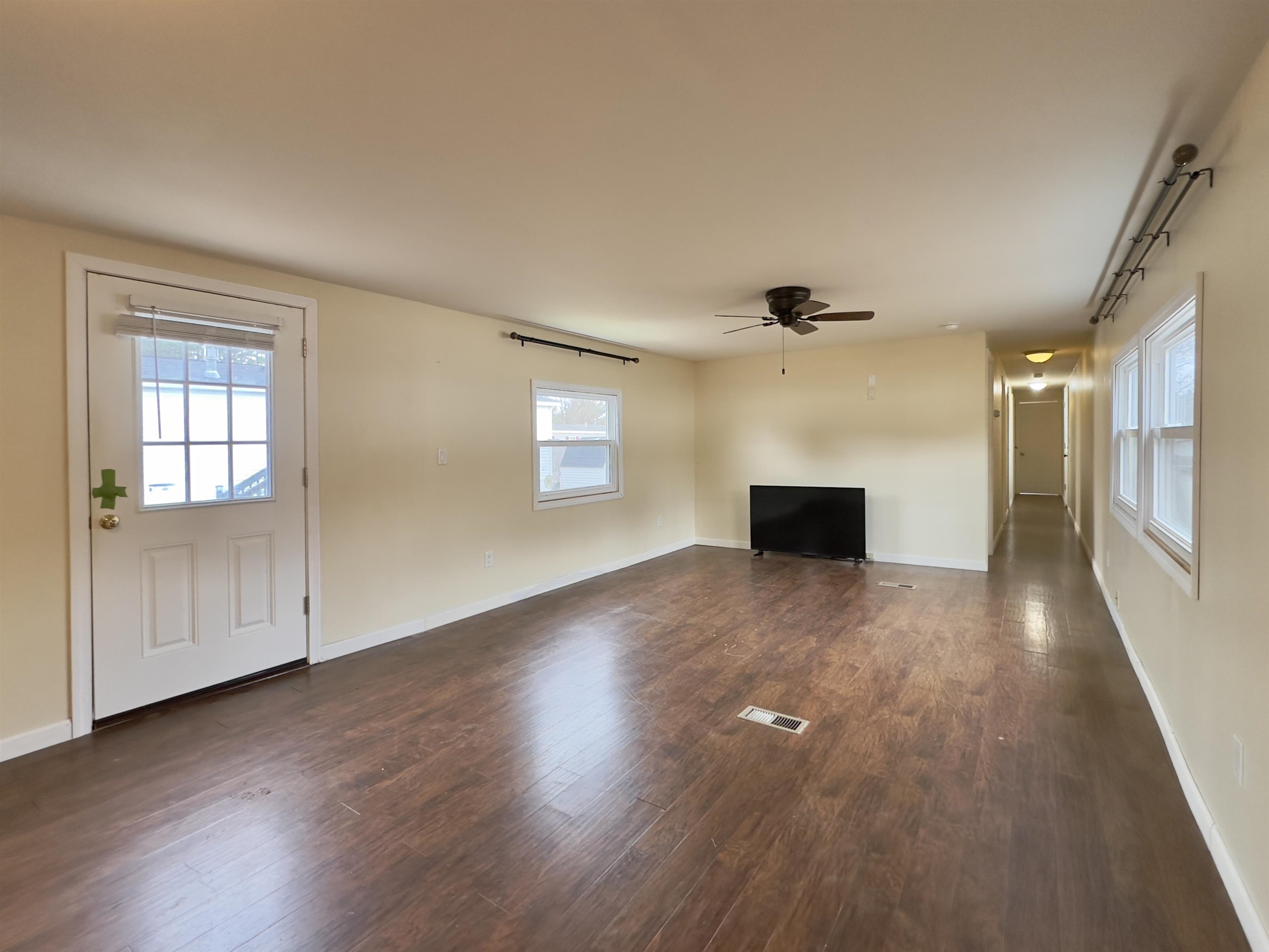 35 Circle Drive