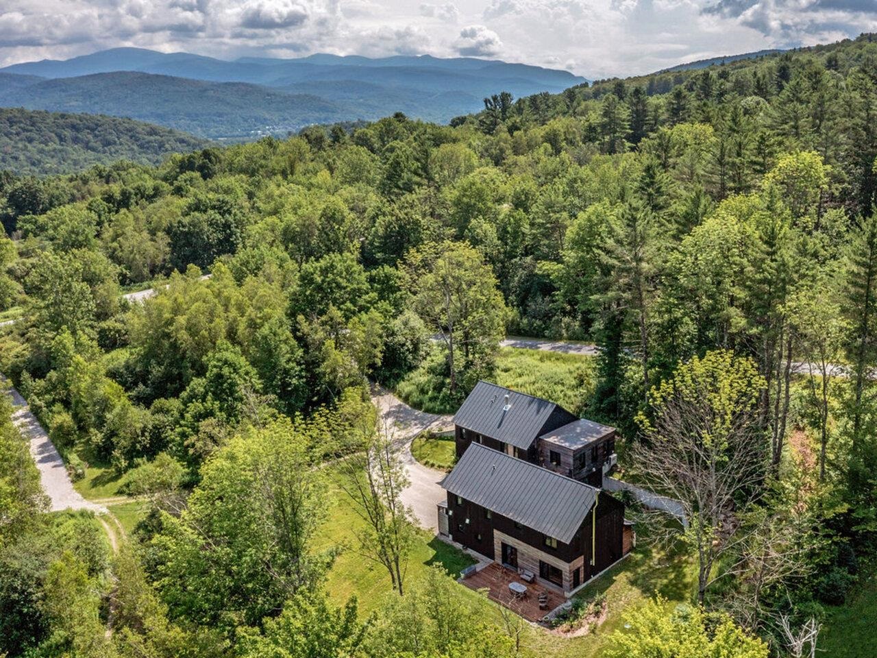 60 Wolf Lane