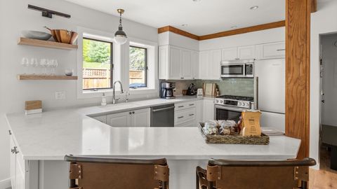 384 Topnotch Drive 384 A Stowe VT 05672