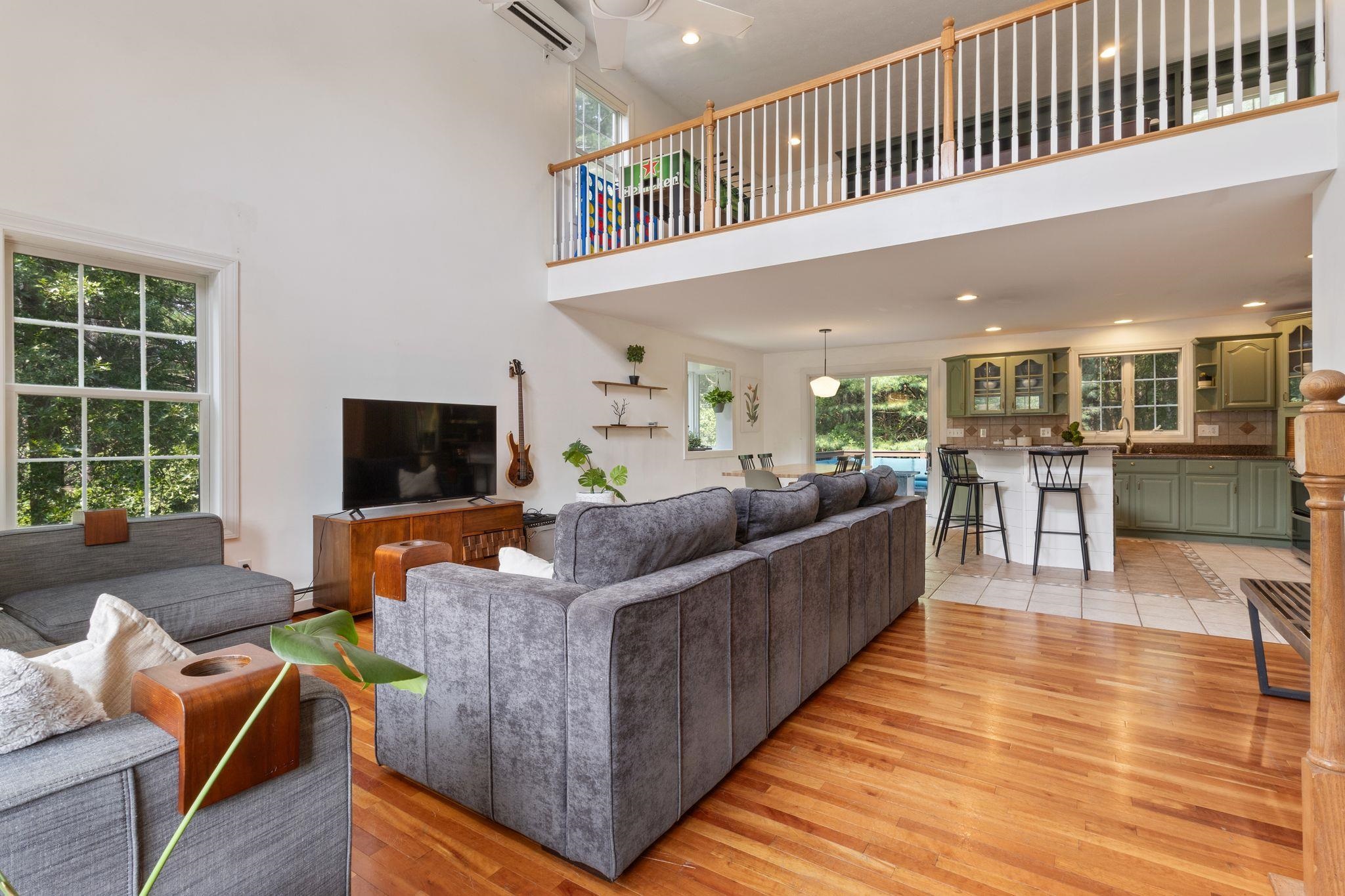 8 Southwood Drive