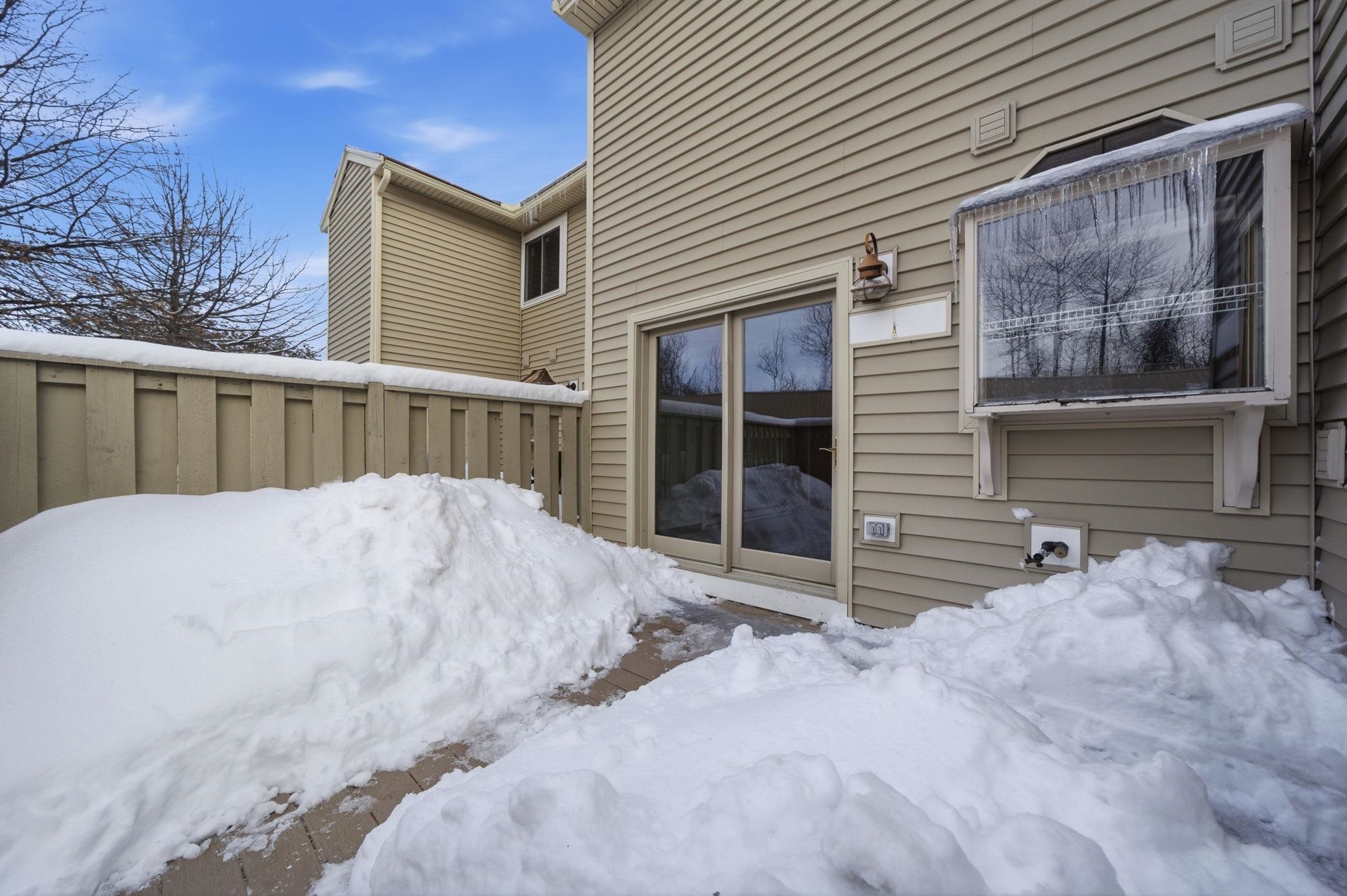 336 Intervale Road E4