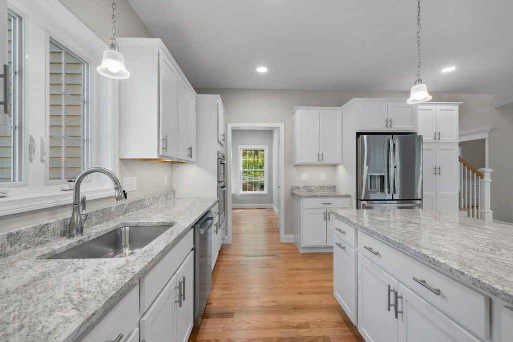 Photo of 24 Falcon Ridge Road #24, Milford, NH 03055 (MLS # 5058158)