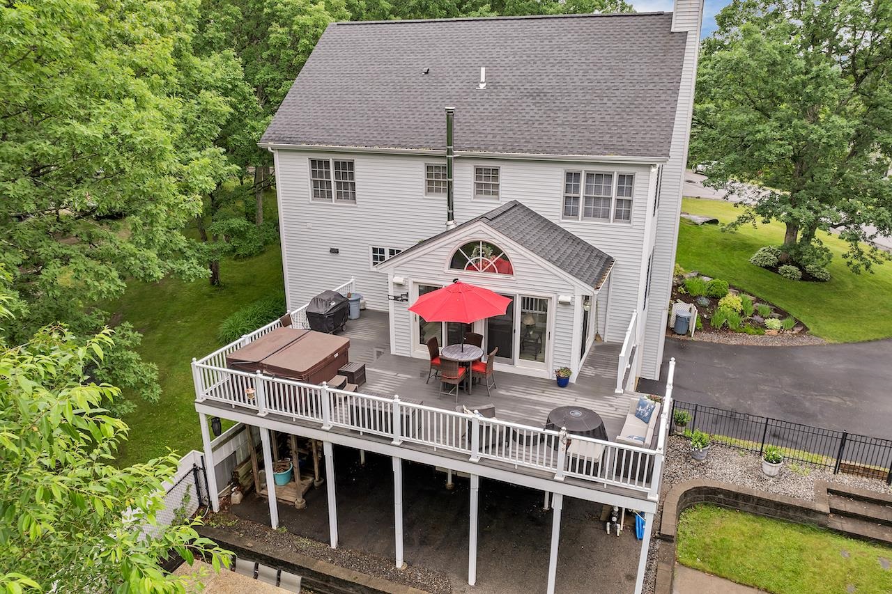 31 Wood Hill Drive