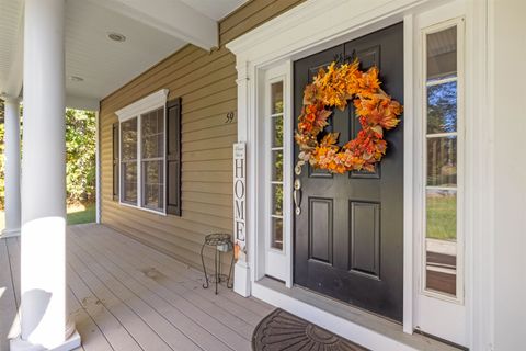 59 Hawthorne Drive Auburn NH 03032