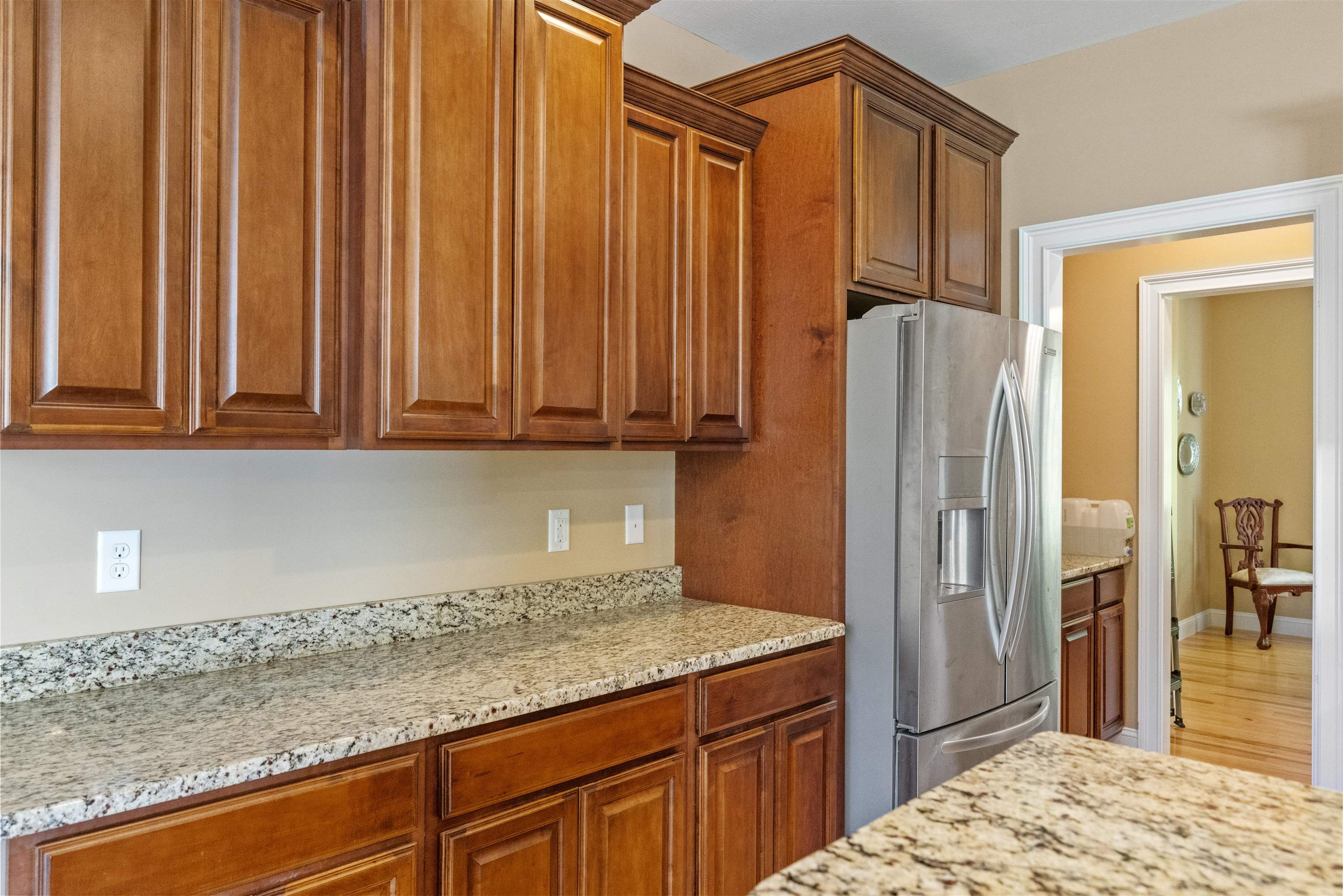 Auburn, New Hampshire 03032, United States, 4 Bedrooms Bedrooms, ,3 BathroomsBathrooms,Residential,Active,224345