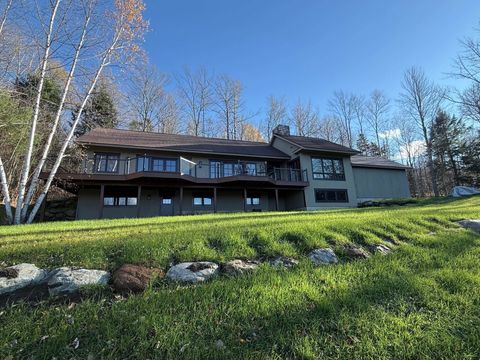 389 upper pinnacle Road Stowe VT 05672