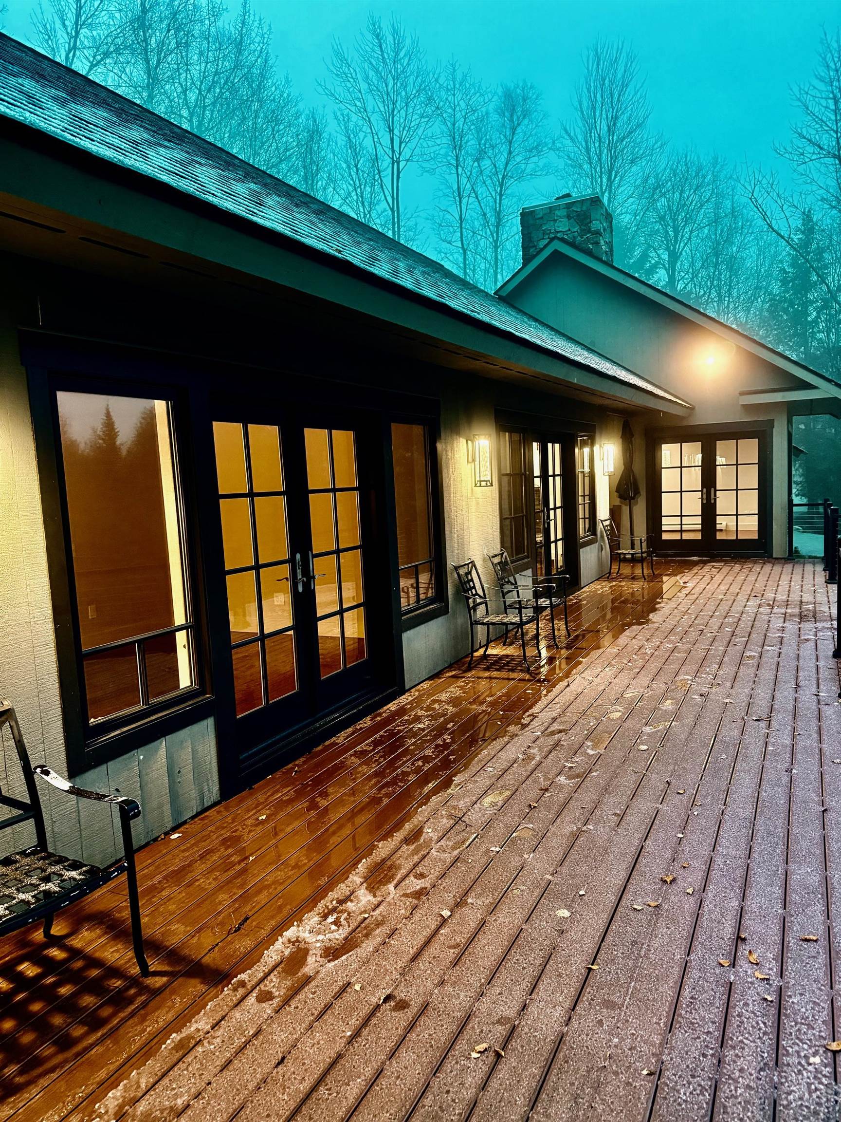 389 upper pinnacle Road