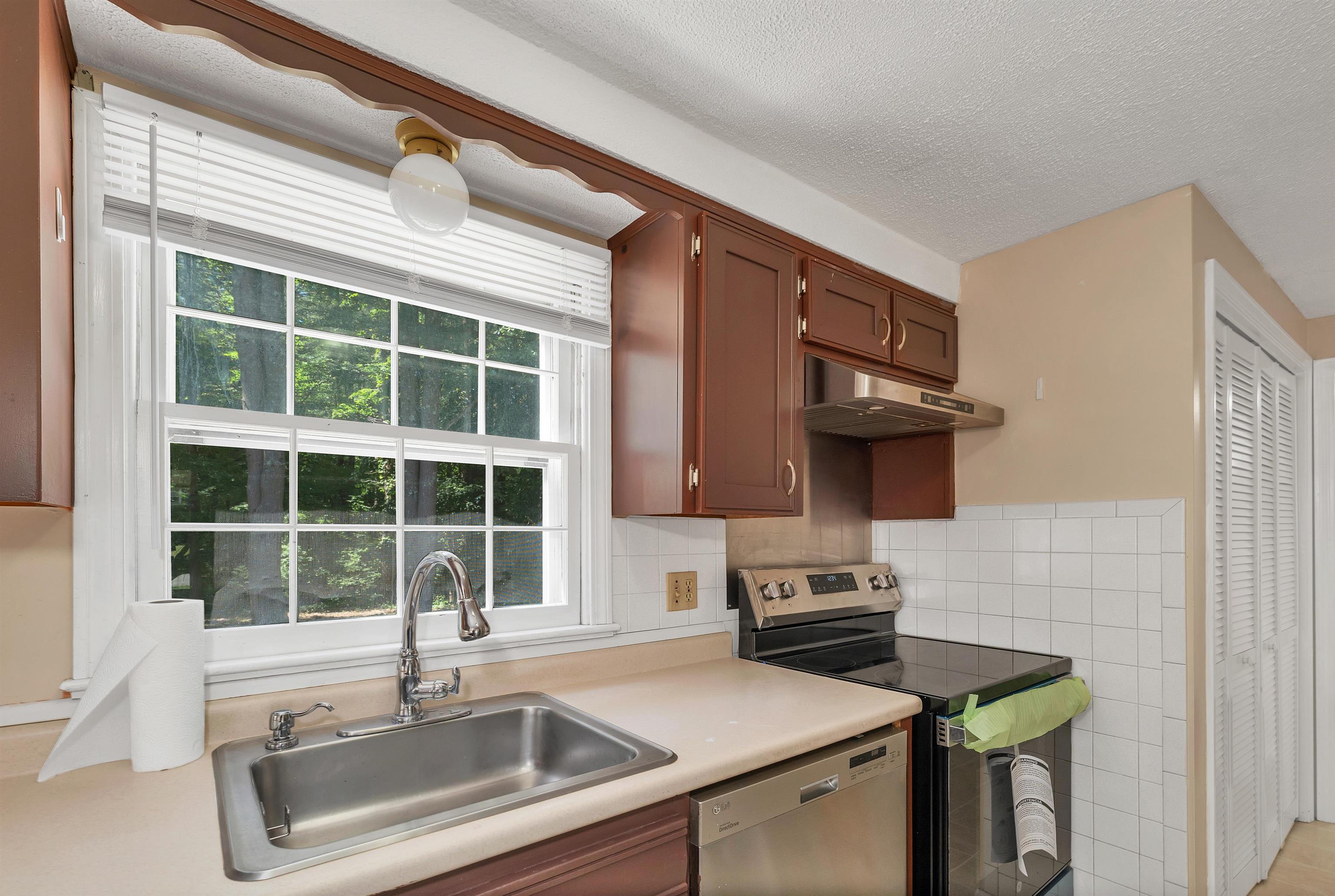 3 Stoney Brook Road