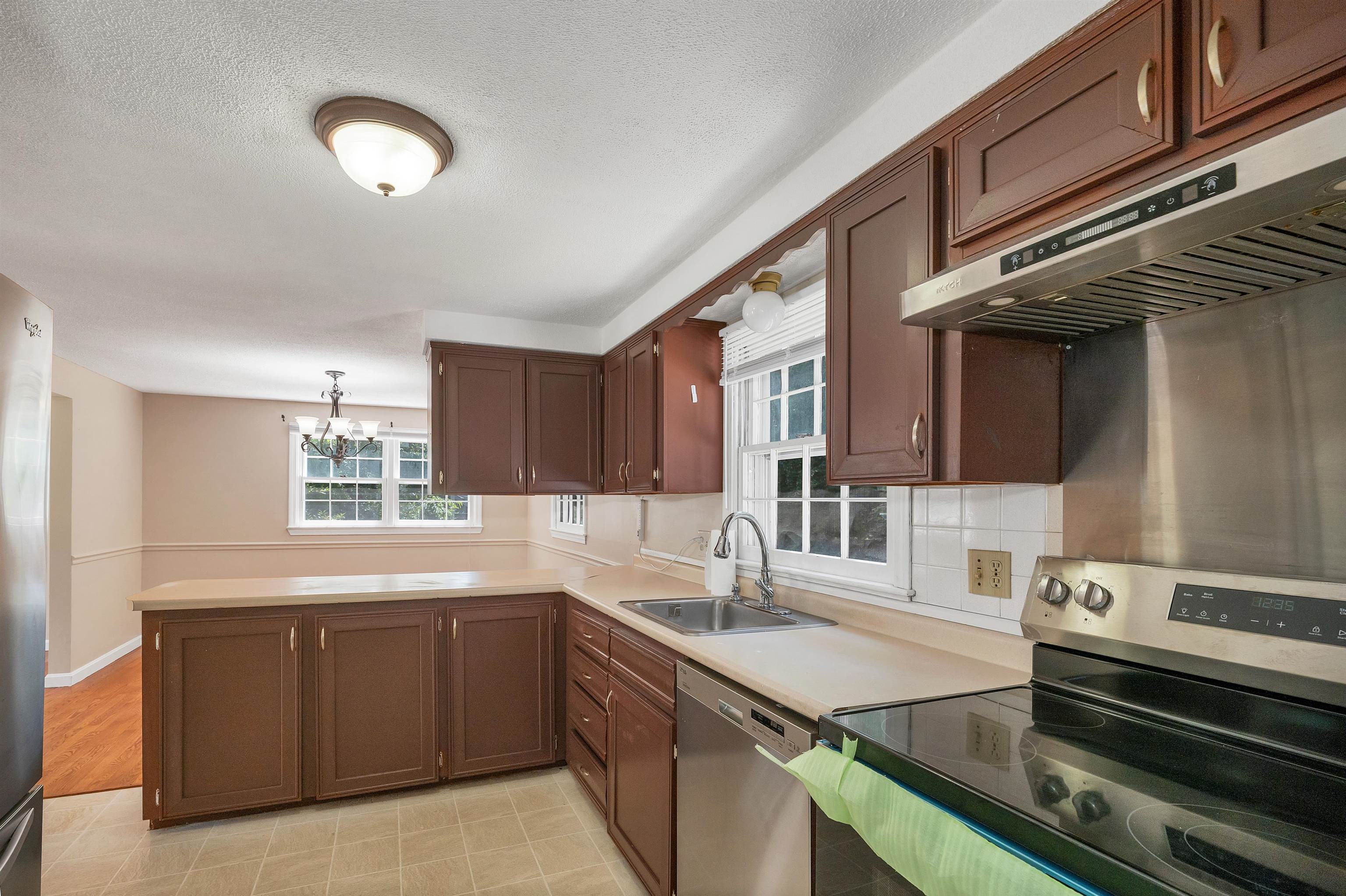 3 Stoney Brook Road