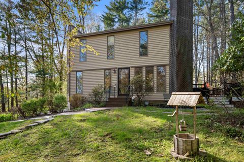 Photo of 9 Garrison Lane, Madbury, NH 03823 (MLS # 5089127)