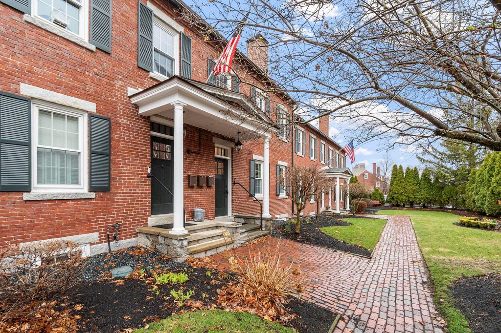 Photo of 67 West Merrimack Street #2, Manchester, NH 03101 (MLS # 5082374)