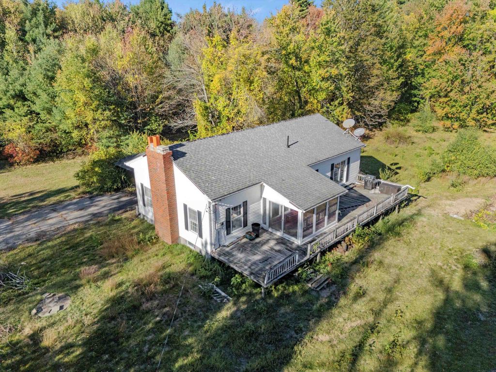 Photo of 2332 Pembroke Street, Pembroke, NH 03275 (MLS # 5065279)