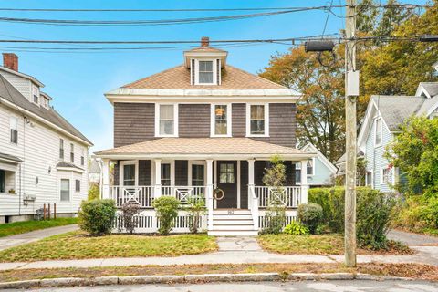 Photo of 982 Union Street, Manchester, NH 03104 (MLS # 5065866)