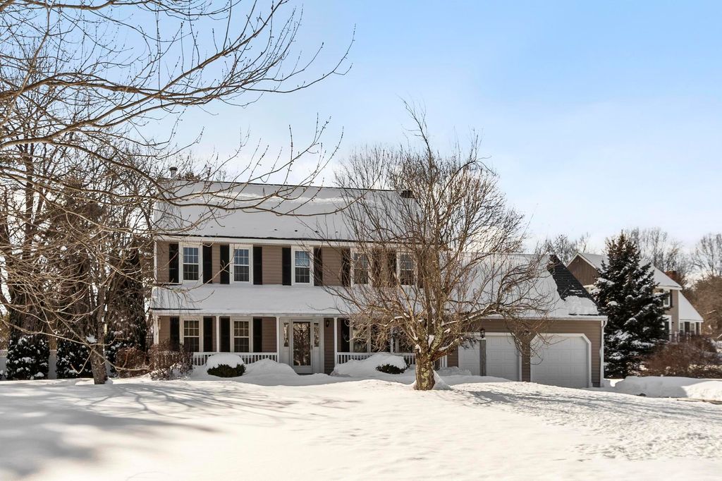 Photo of 3 COPPERFIELD Lane, Londonderry, NH 03053 (MLS # 5075370)