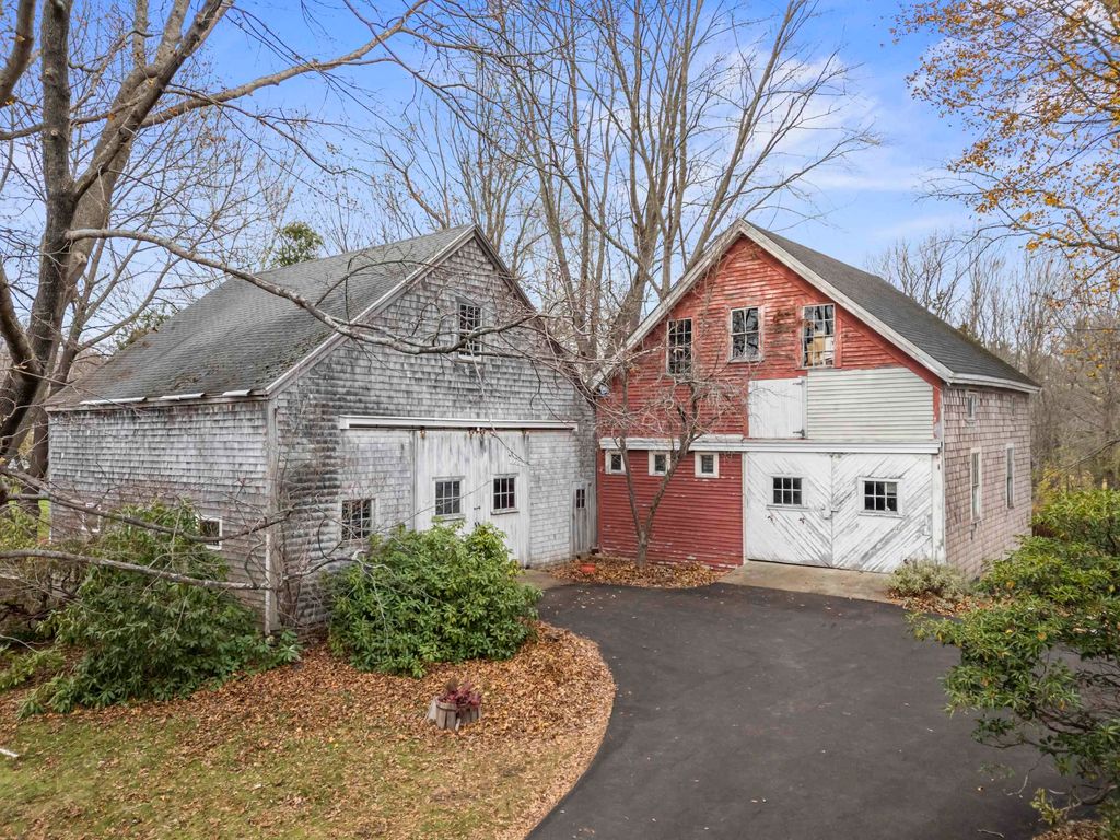 Photo of 49 Exeter Road, North Hampton, NH 03862 (MLS # 5070135)