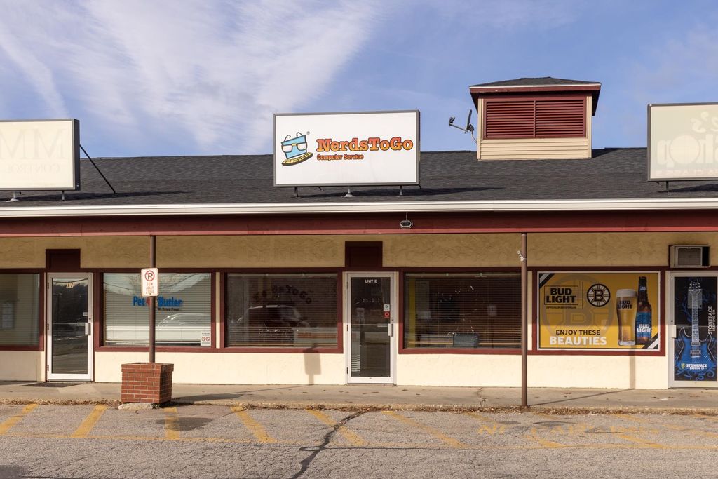 Photo of 11 Tracy Lane #E &amp; F, Hudson, NH 03051 (MLS # 4996698)