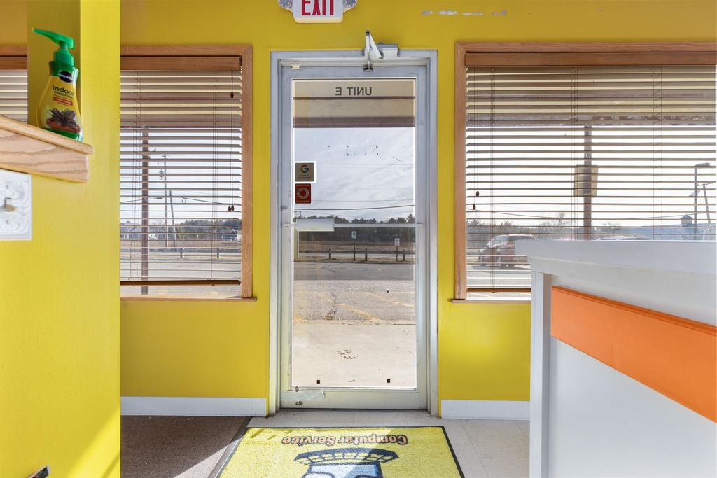 Photo of 11 Tracy Lane #E &amp; F, Hudson, NH 03051 (MLS # 4996698)