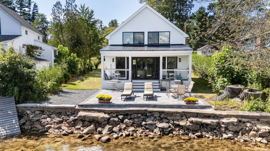 Photo of 95 Lake Shore Road, Salem, NH 03079 (MLS # 5060842)