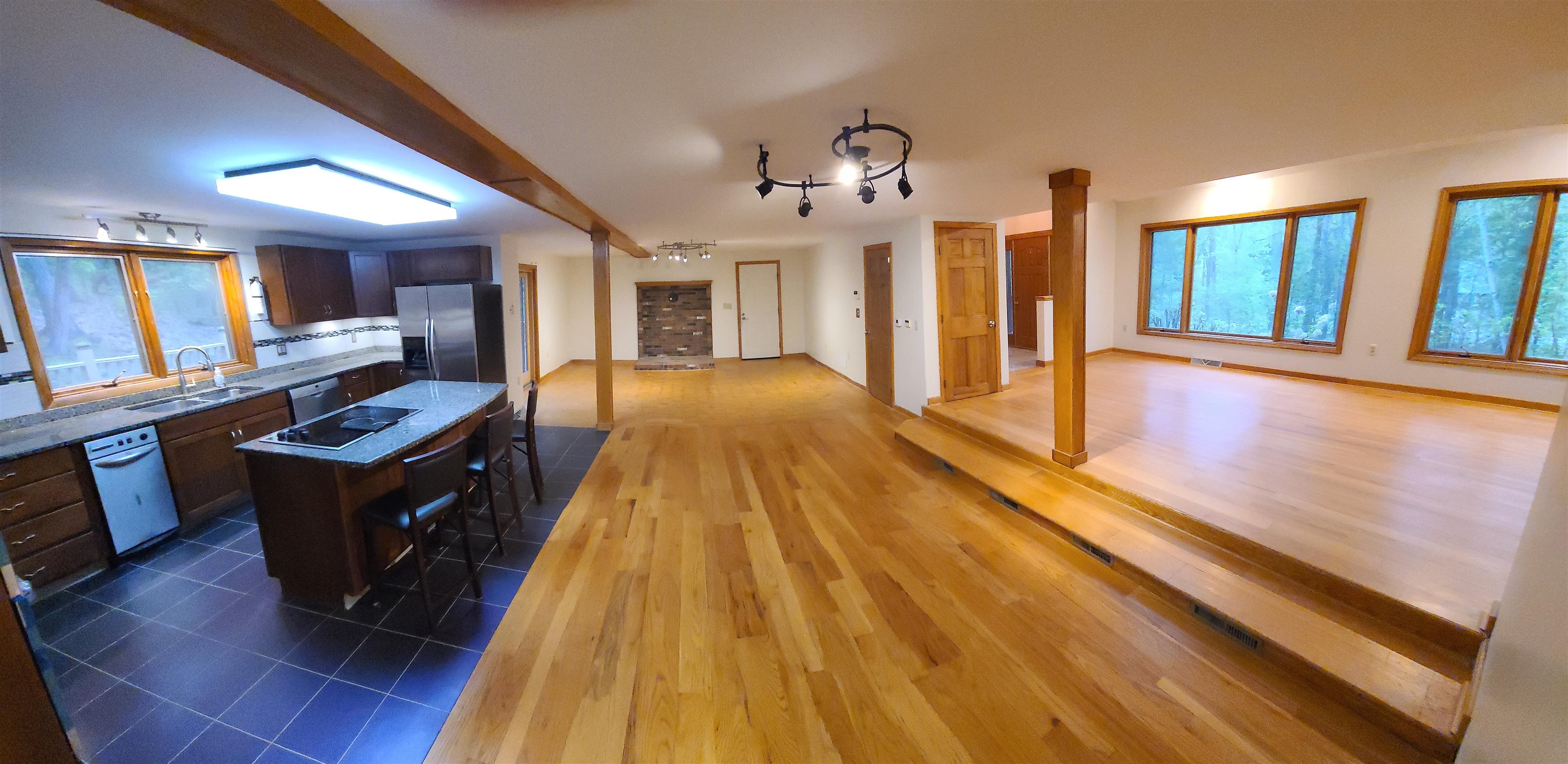 Windham, New Hampshire 03087, United States, 3 Bedrooms Bedrooms, ,3 BathroomsBathrooms,Residential,Active,134106