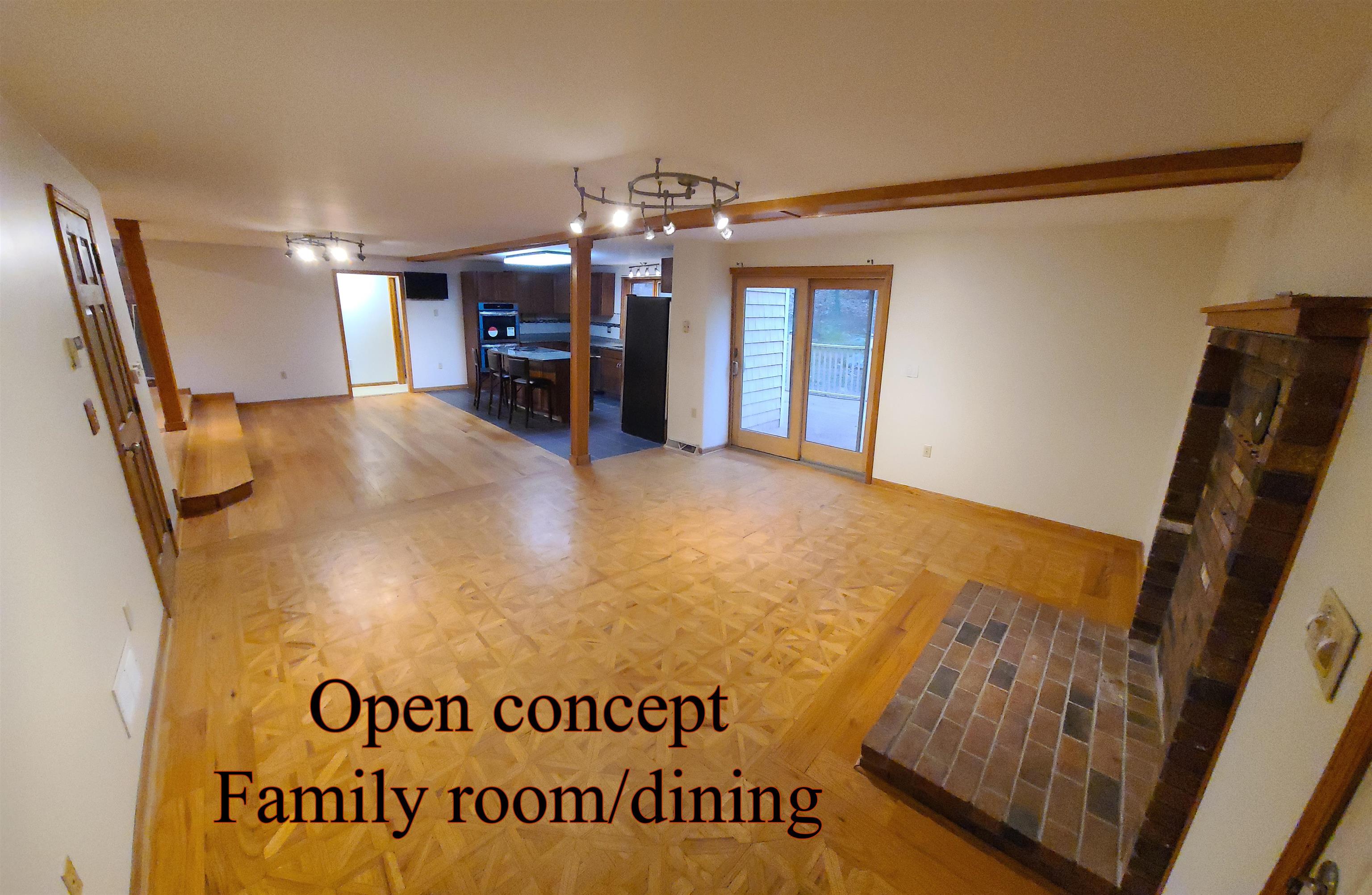Windham, New Hampshire 03087, United States, 3 Bedrooms Bedrooms, ,3 BathroomsBathrooms,Residential,Active,134106