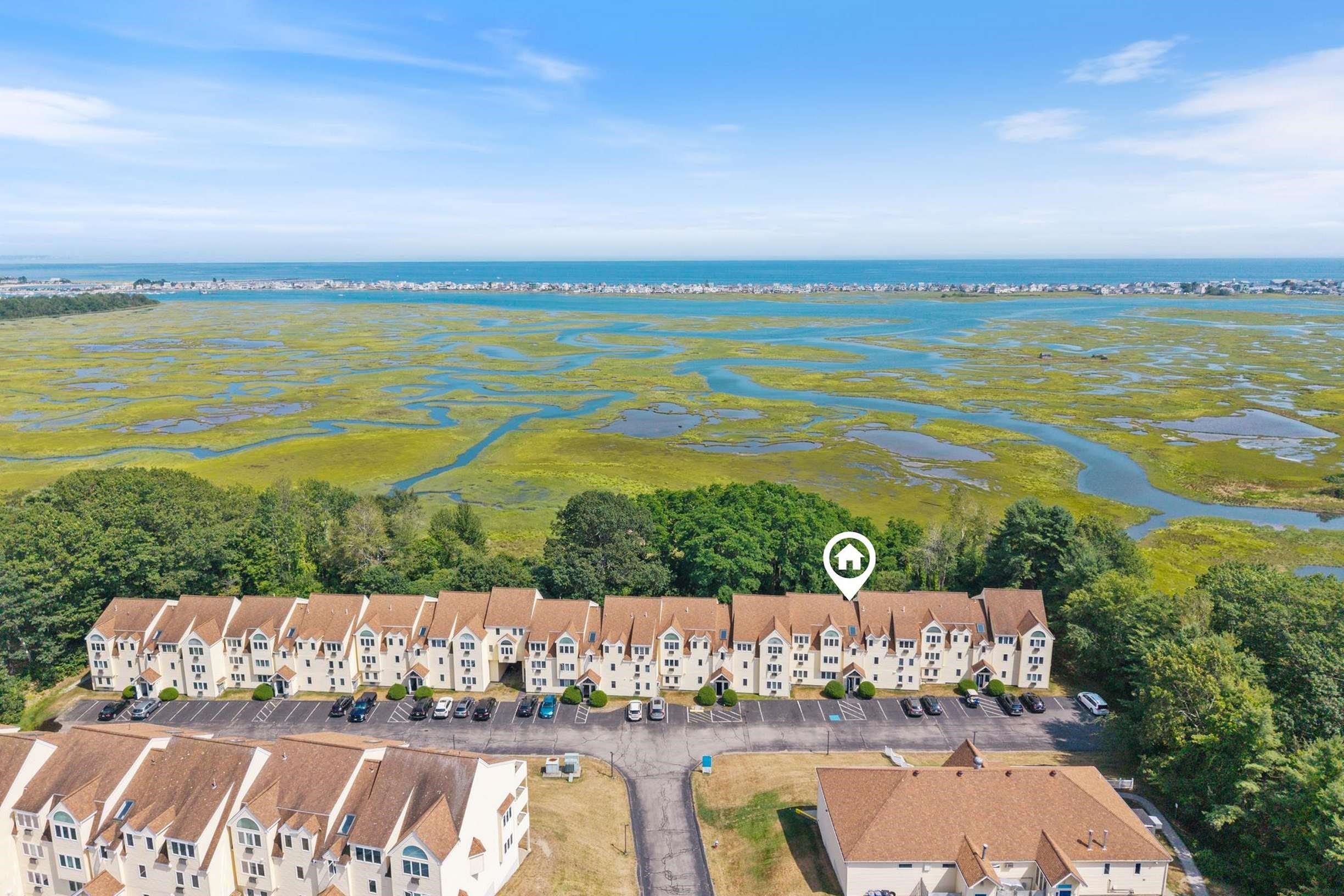 1373 Post Road 6B