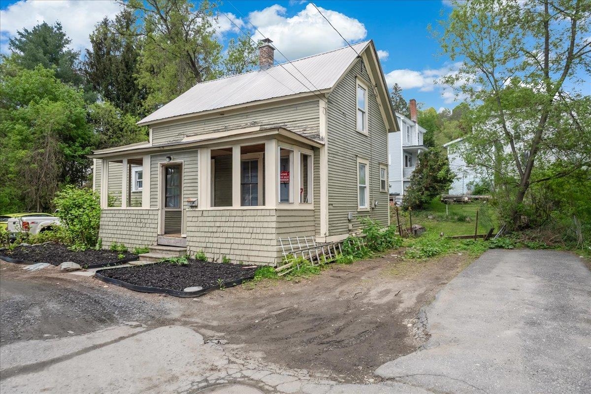 16 Shurtleff Place