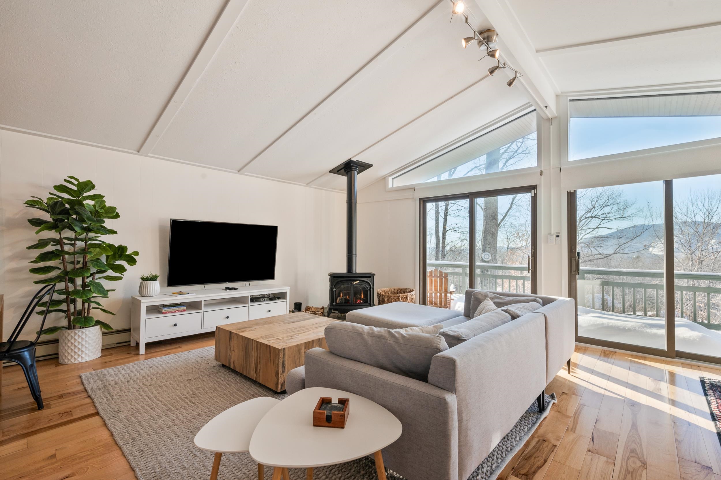 104 Alpstrausse Road