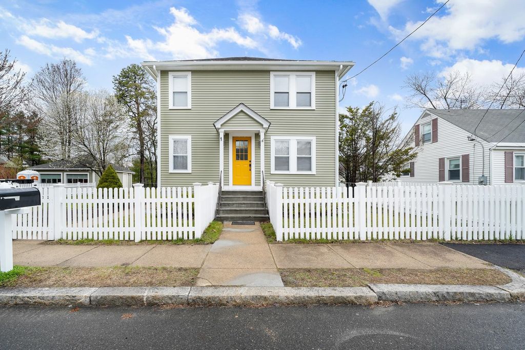 Photo of 52 Austin Street #A, Manchester, NH 03102 (MLS # 5067263)