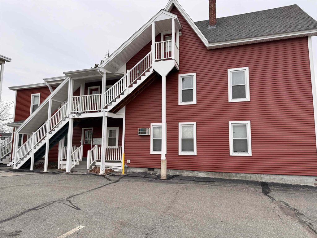 Photo of 191 Turner Street #2E, Manchester, NH 03102 (MLS # 5071551)