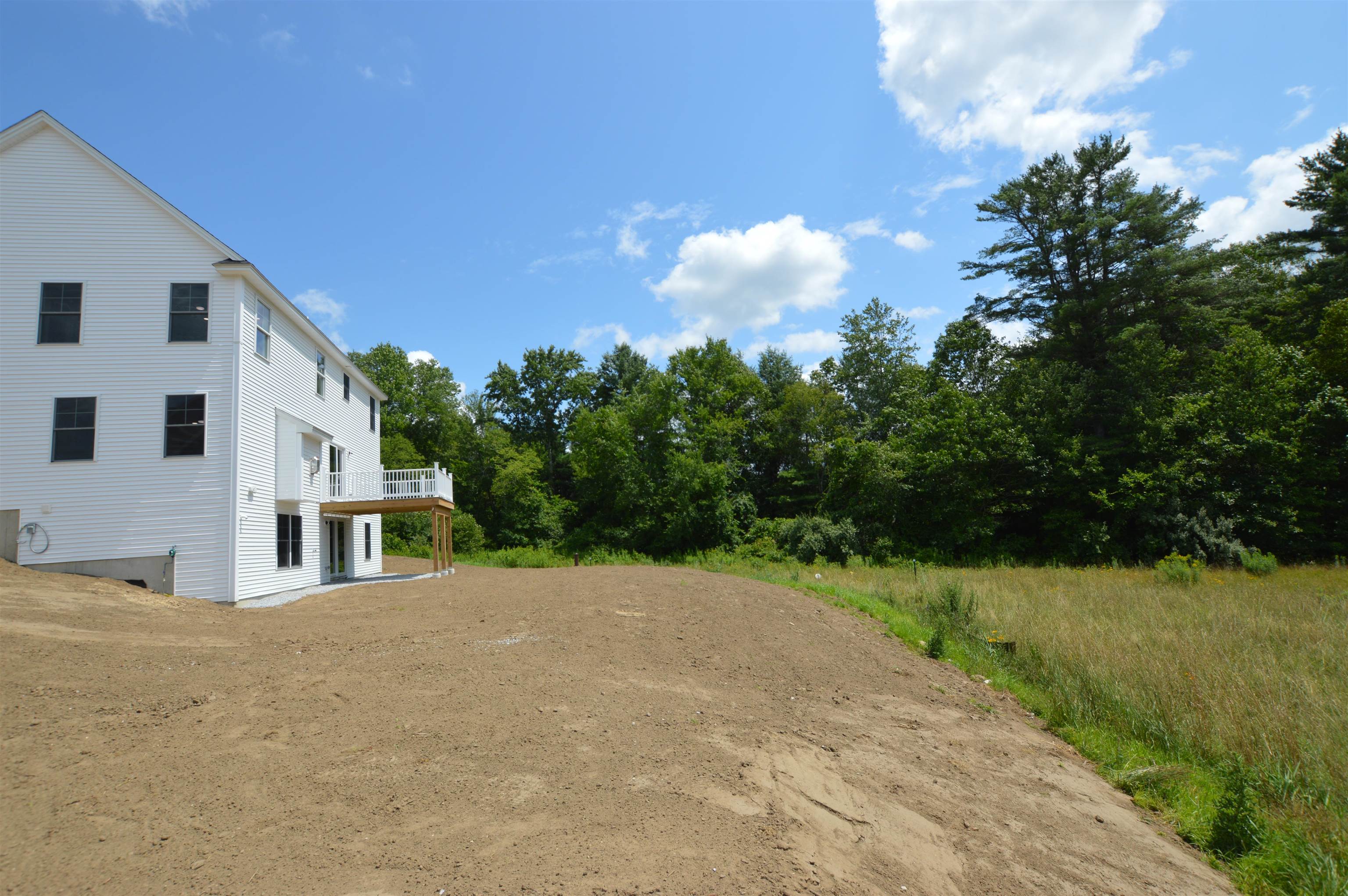 Concord, New Hampshire 03301, United States, 3 Bedrooms Bedrooms, ,3 BathroomsBathrooms,Residential,Active,117114