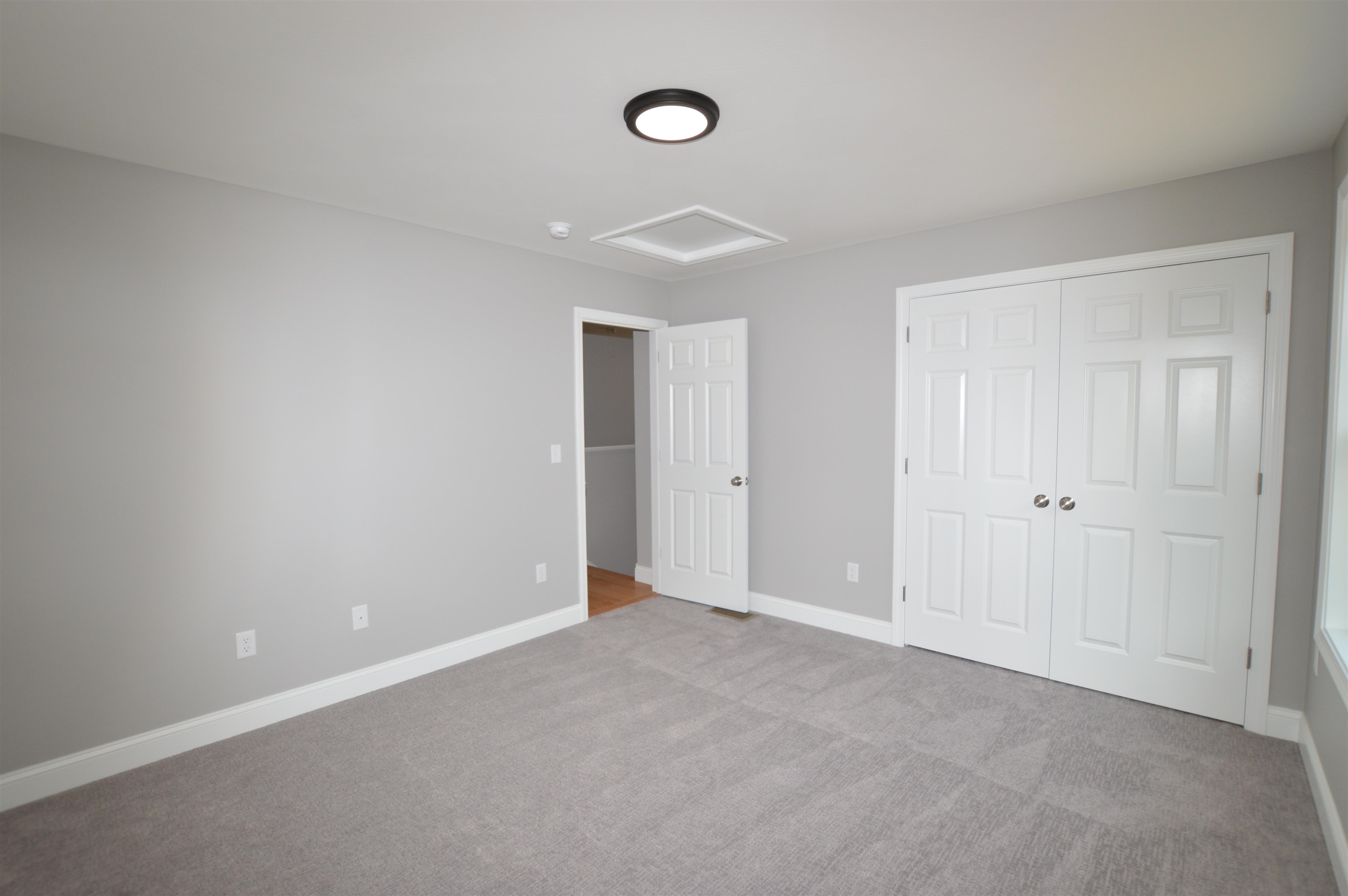 Concord, New Hampshire 03301, United States, 3 Bedrooms Bedrooms, ,3 BathroomsBathrooms,Residential,Active,117114