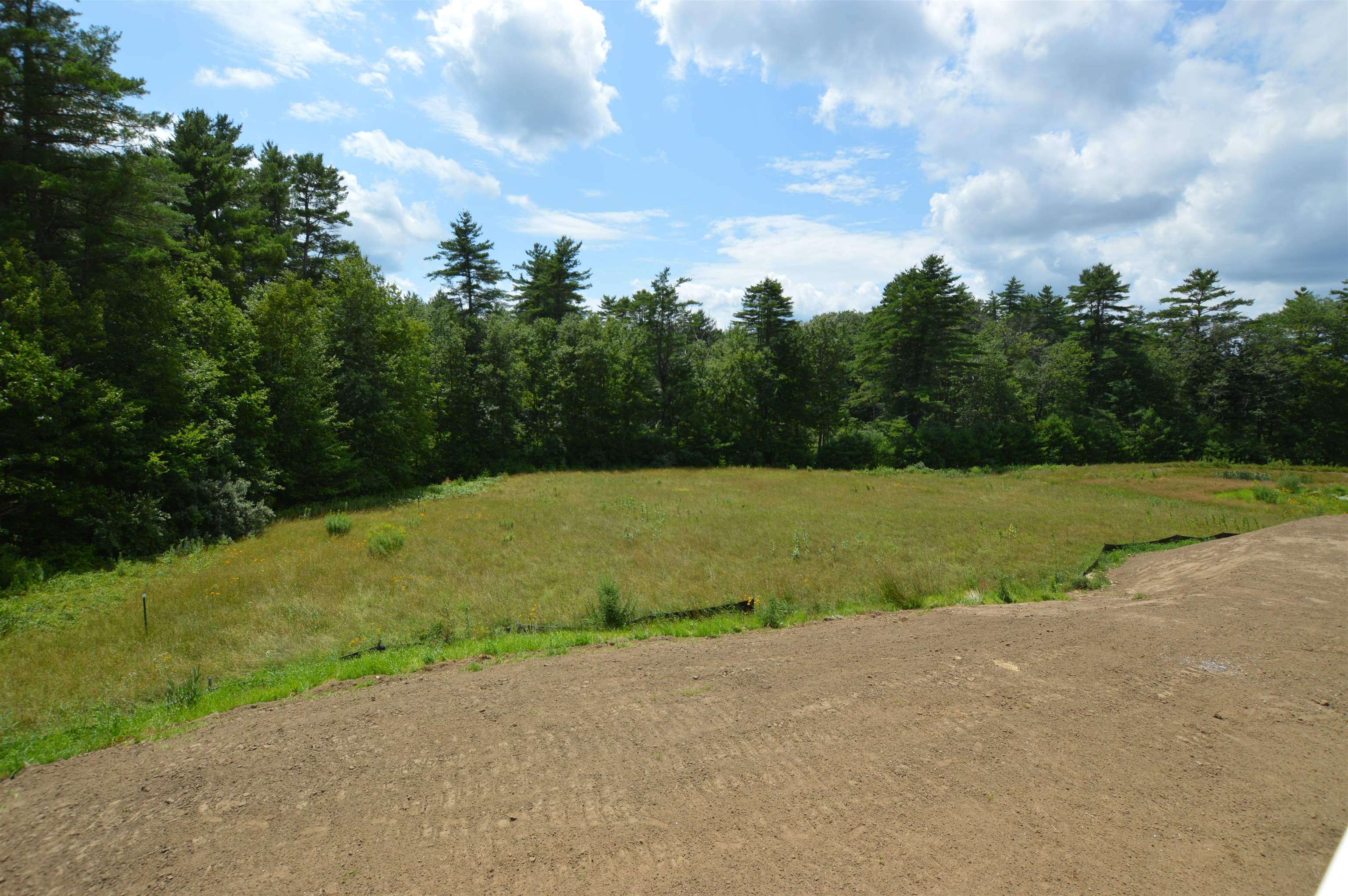 Concord, New Hampshire 03301, United States, 3 Bedrooms Bedrooms, ,3 BathroomsBathrooms,Residential,Active,117114