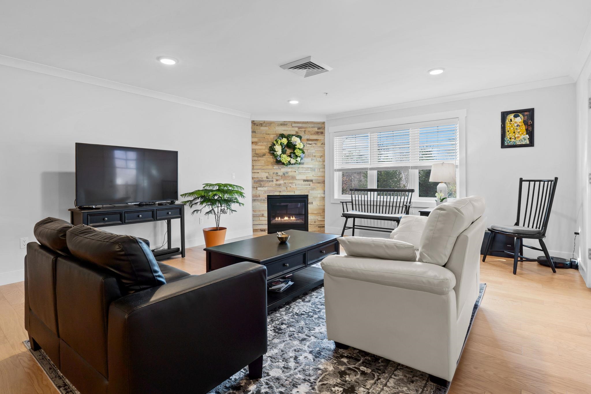 150 US RT 1 Bypass 206