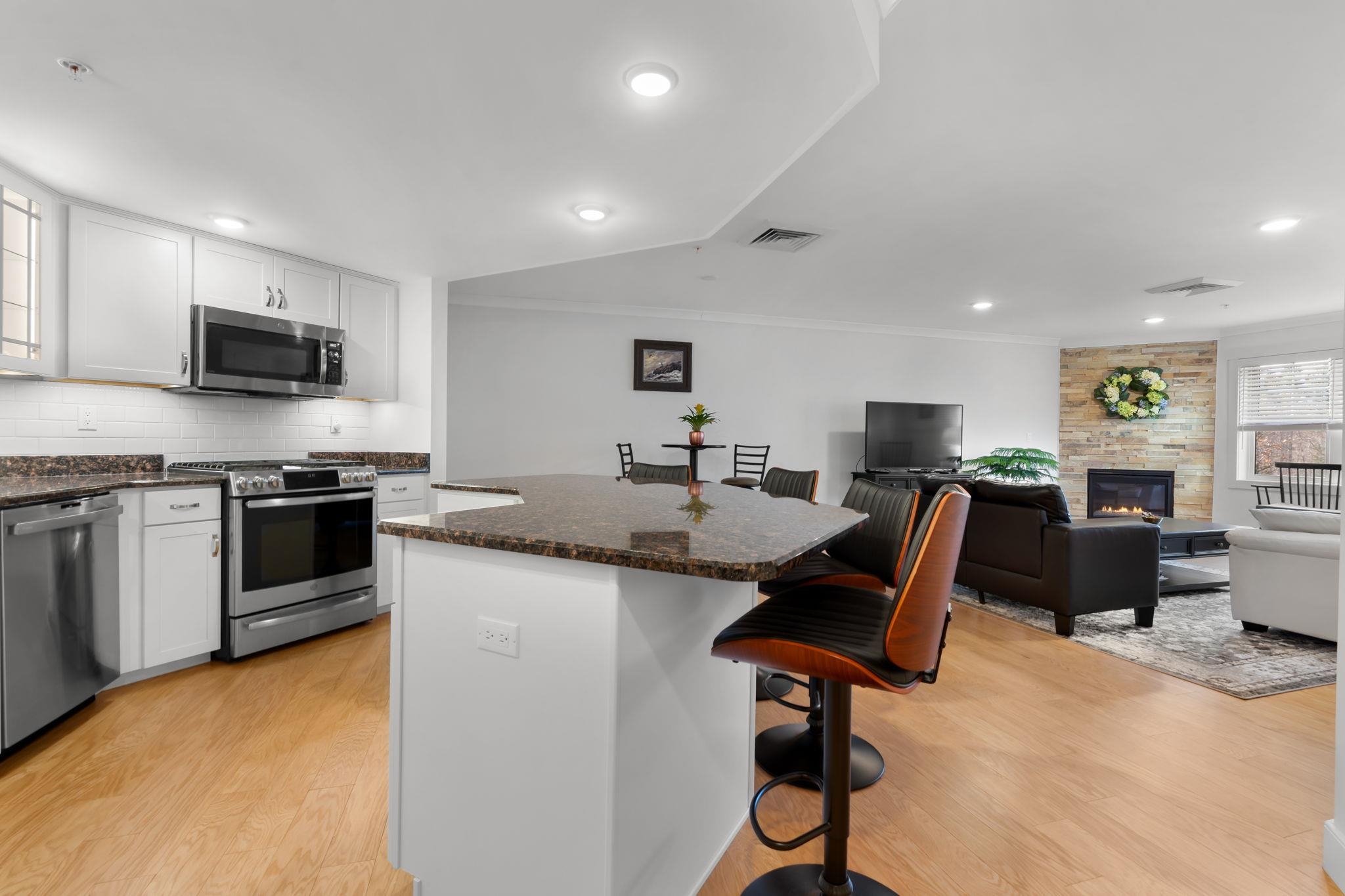 150 US RT 1 Bypass 206