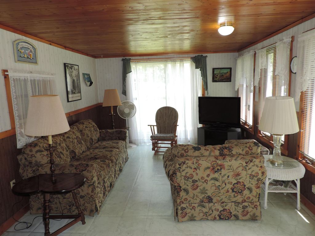 Photo of 60 Fern Circle #1-59, Fitzwilliam, NH 03447 (MLS # 5046683)