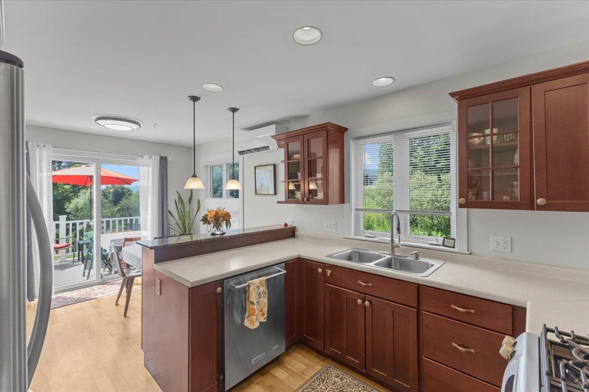 Waterbury, Vermont 05676, United States, 3 Bedrooms Bedrooms, ,3 BathroomsBathrooms,Residential,Active,173723