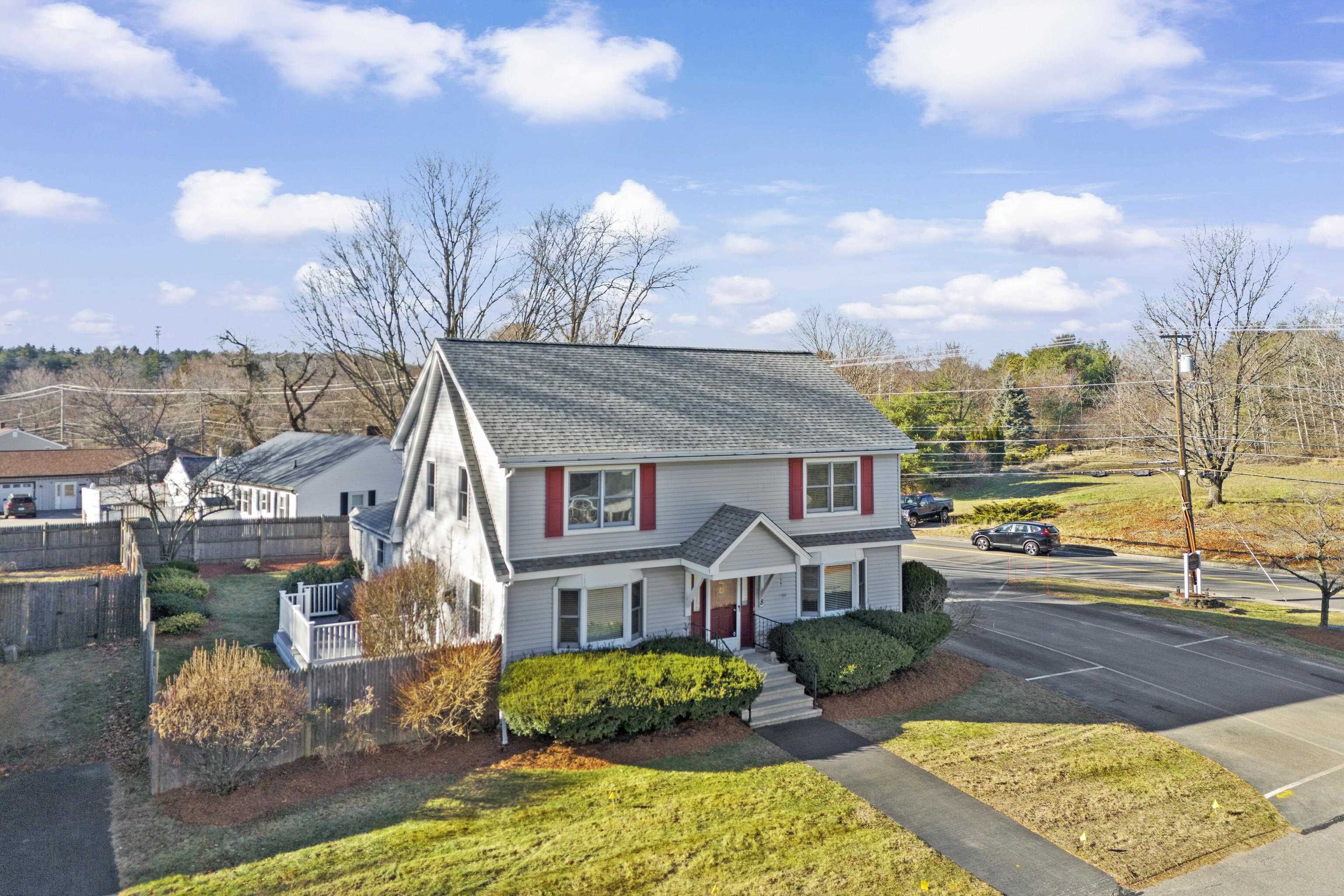 8 Laconia Avenue