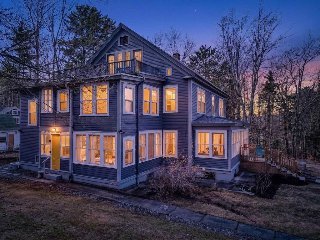Photo of 92 Pinewood Avenue, Bethlehem, NH 03574 (MLS # 5083321)